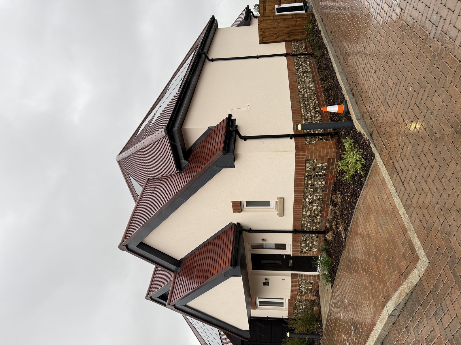 Silicone thin-coat render project by Namis Facades in Basingstoke
